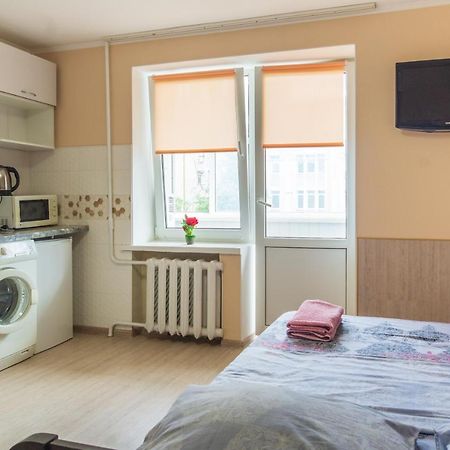 1 Комнатная Квартира По Улице Предславинская, 12 Kiev Extérieur photo