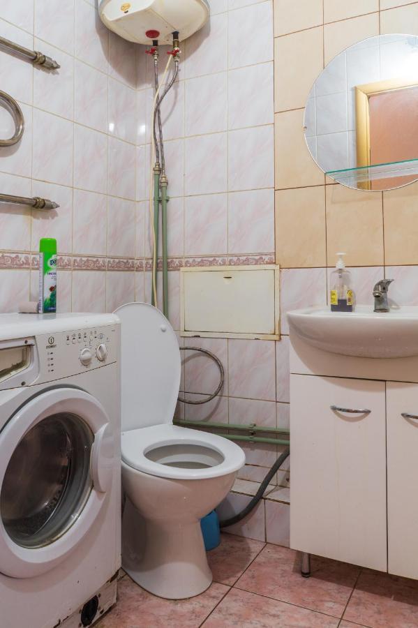 1 Комнатная Квартира По Улице Предславинская, 12 Kiev Extérieur photo