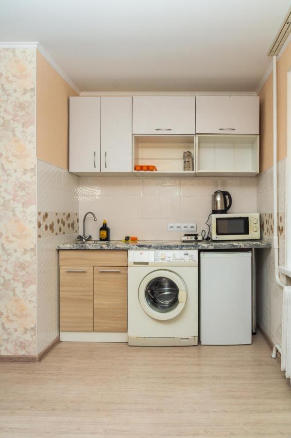 1 Комнатная Квартира По Улице Предславинская, 12 Kiev Extérieur photo