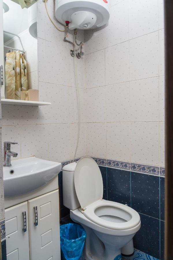 1 Комнатная Квартира По Улице Предславинская, 12 Kiev Extérieur photo