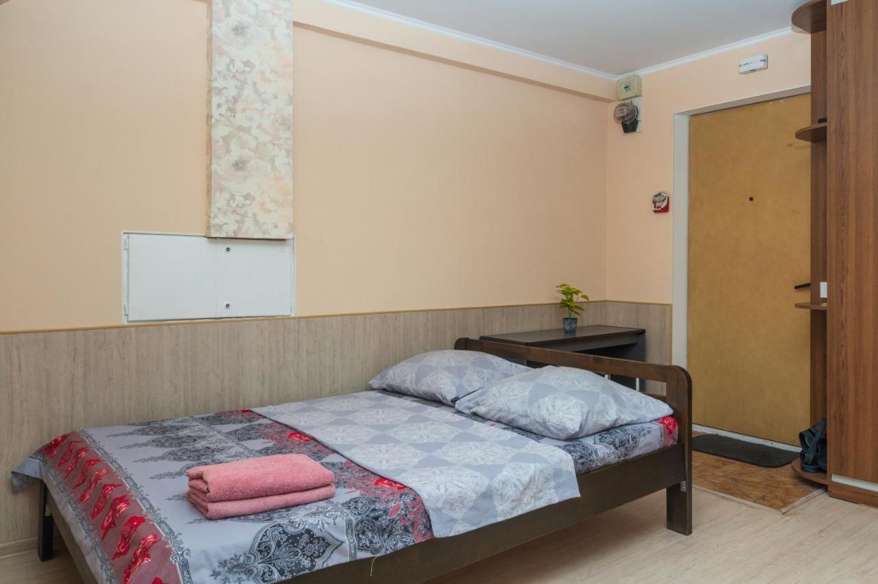 1 Комнатная Квартира По Улице Предславинская, 12 Kiev Extérieur photo