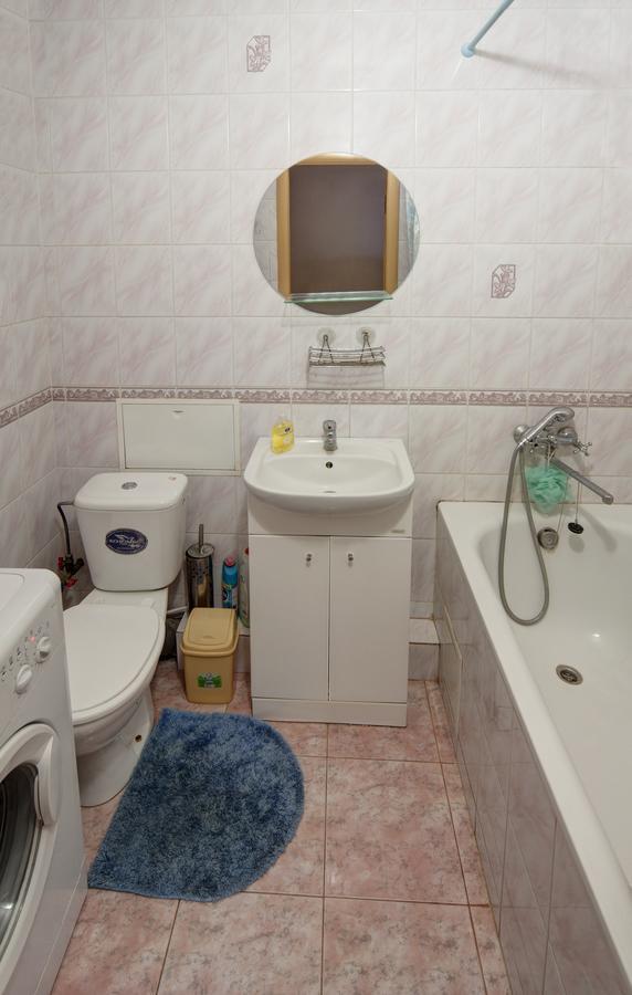1 Комнатная Квартира По Улице Предславинская, 12 Kiev Extérieur photo